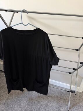 Black Short Sleeve Pocket Tee - Women's Casual Top